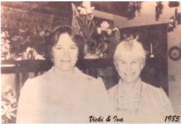 Founders Vicki McFall and Iva Hughes inside the Blooms & Things flower shop, 1985